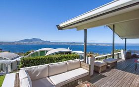 Heights Haven - Acacia Bay Holiday Home